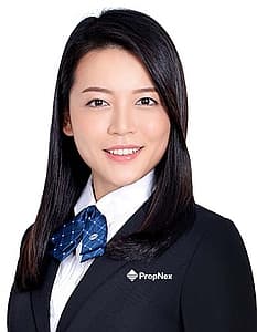 Chong Li Xian, Esther