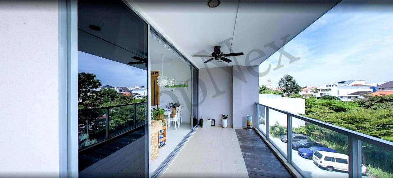 Breeze By The East overview