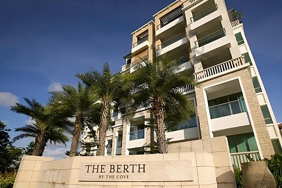 The Berth By The Cove overview