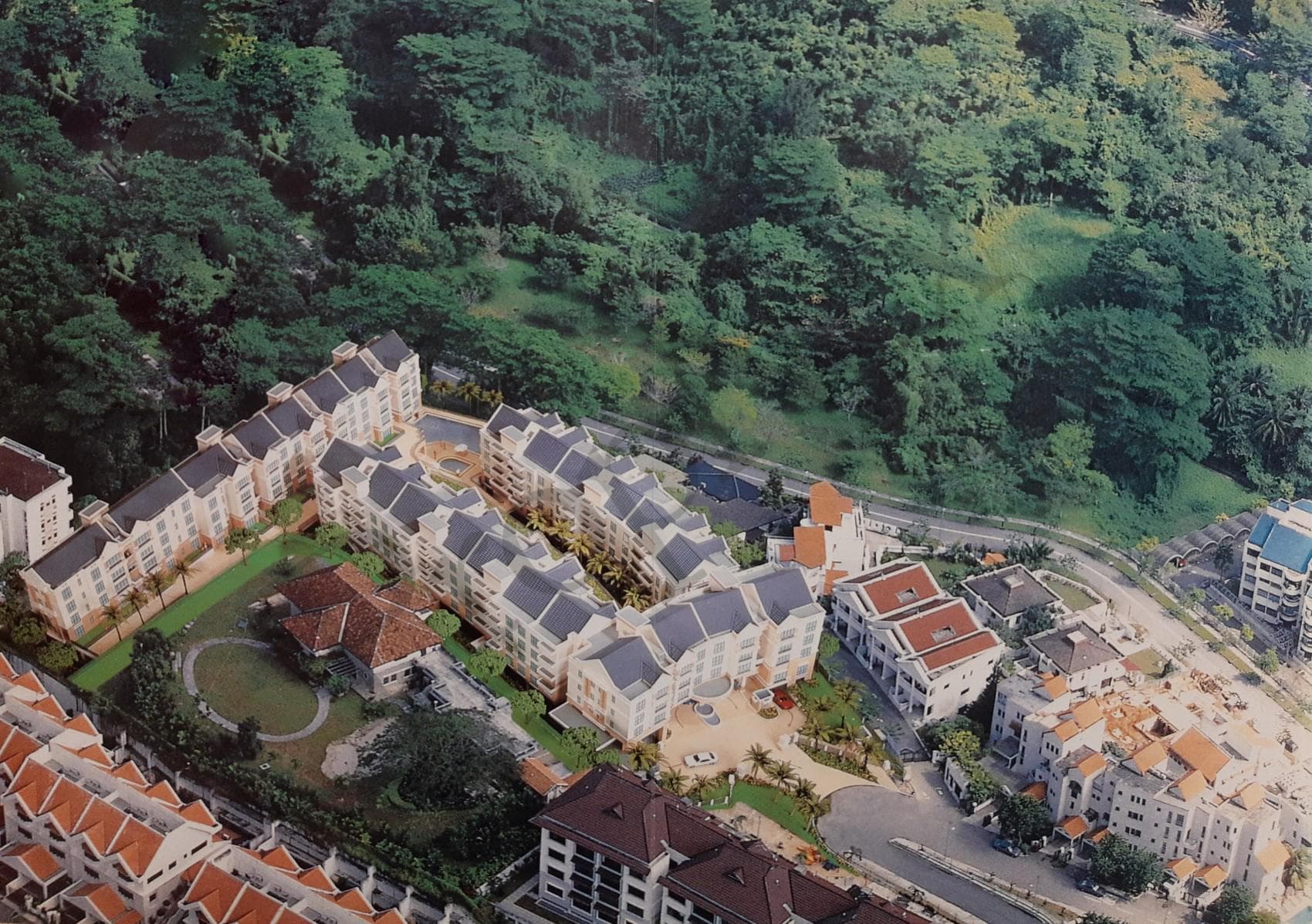 Le Hill Condominium listing
