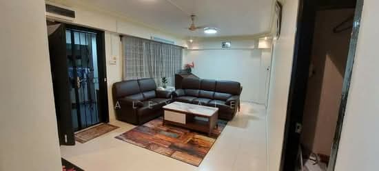 843 Woodlands St 82 listing