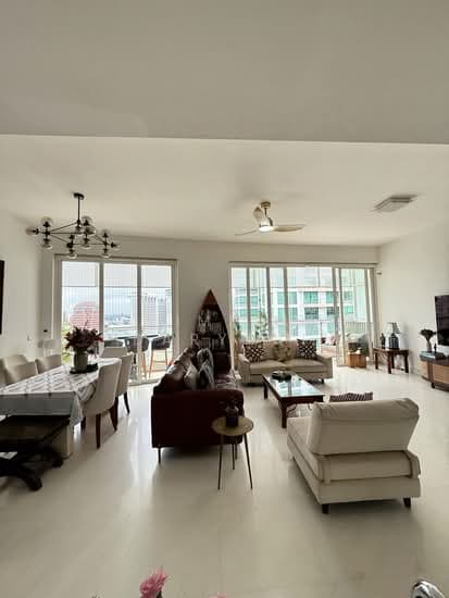 St Thomas Suites