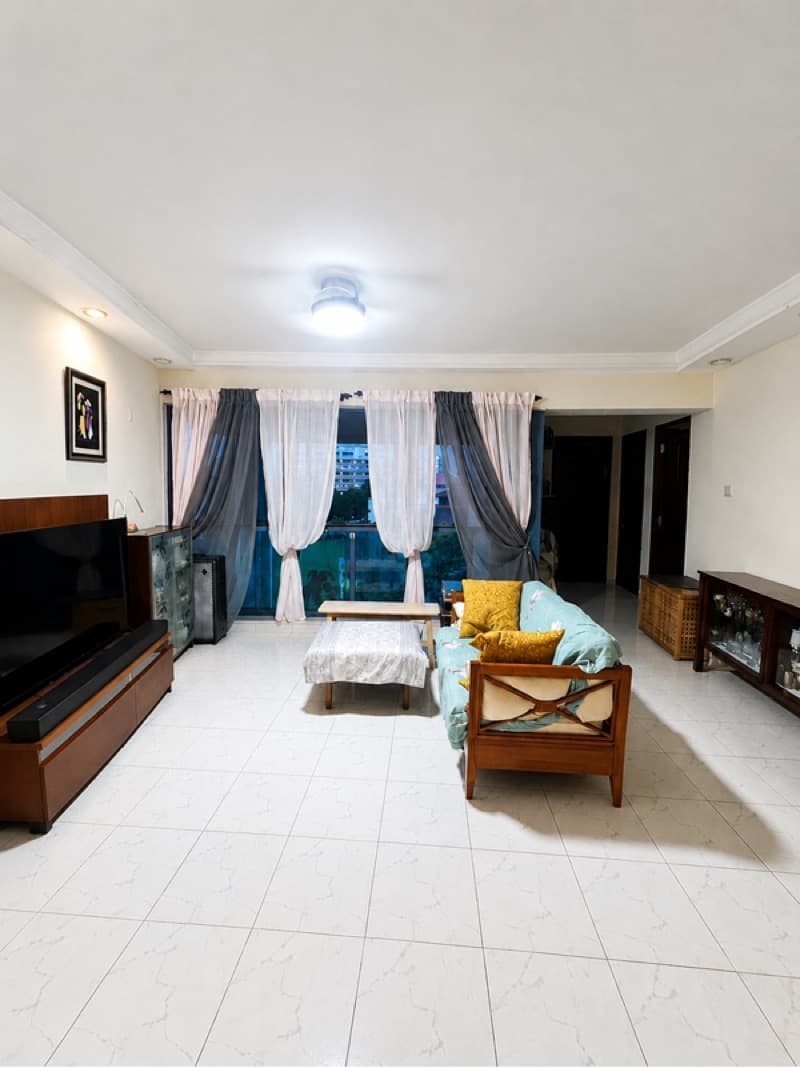 467 Admiralty Dr listing