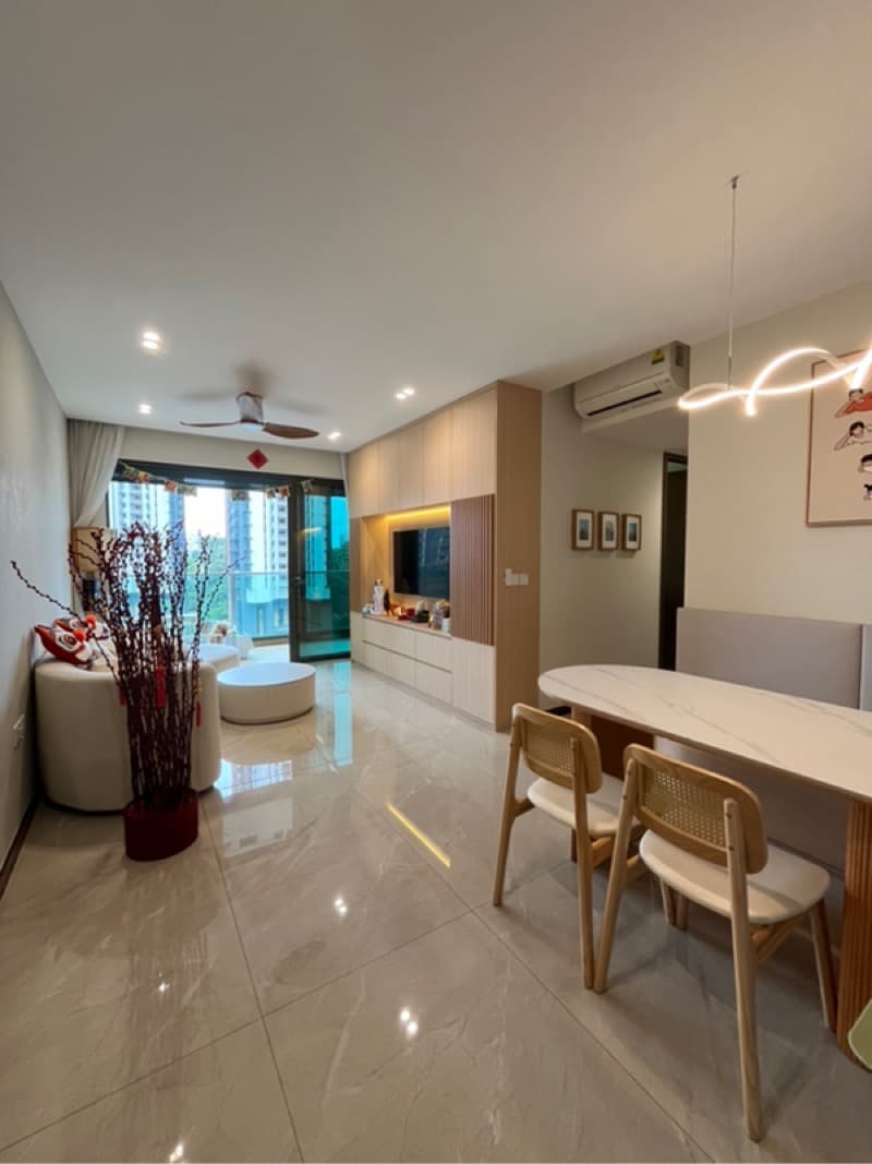 Normanton Park listing