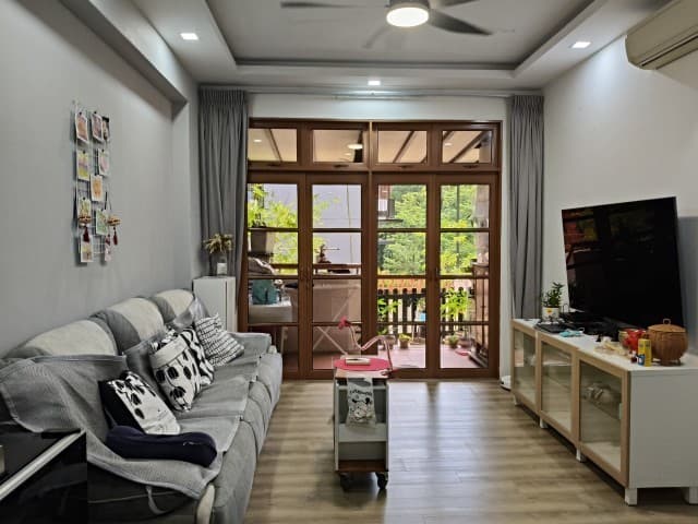 High Oak Condominium listing