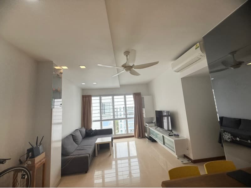 La Casa listing