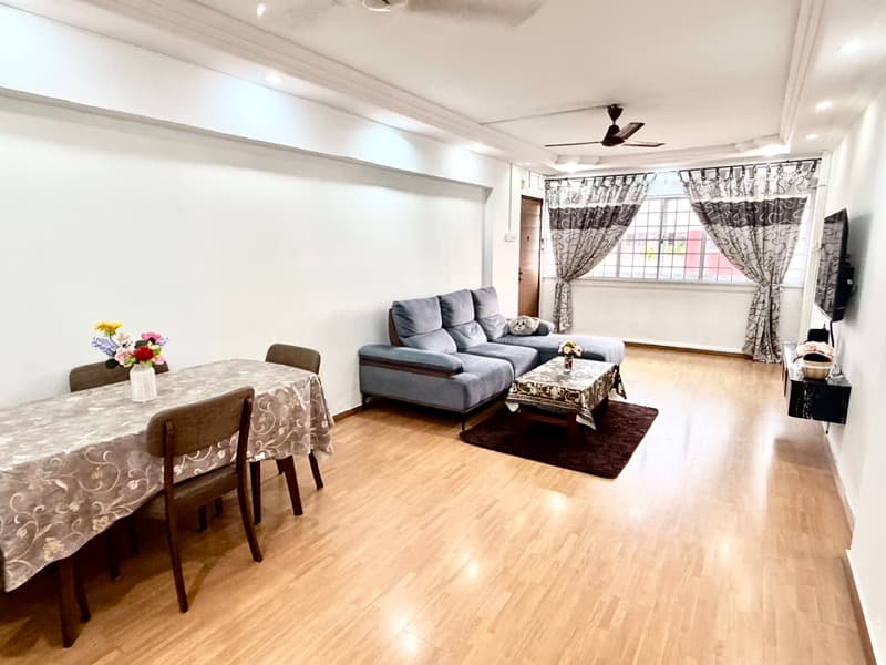 524 Hougang Ave 6 listing