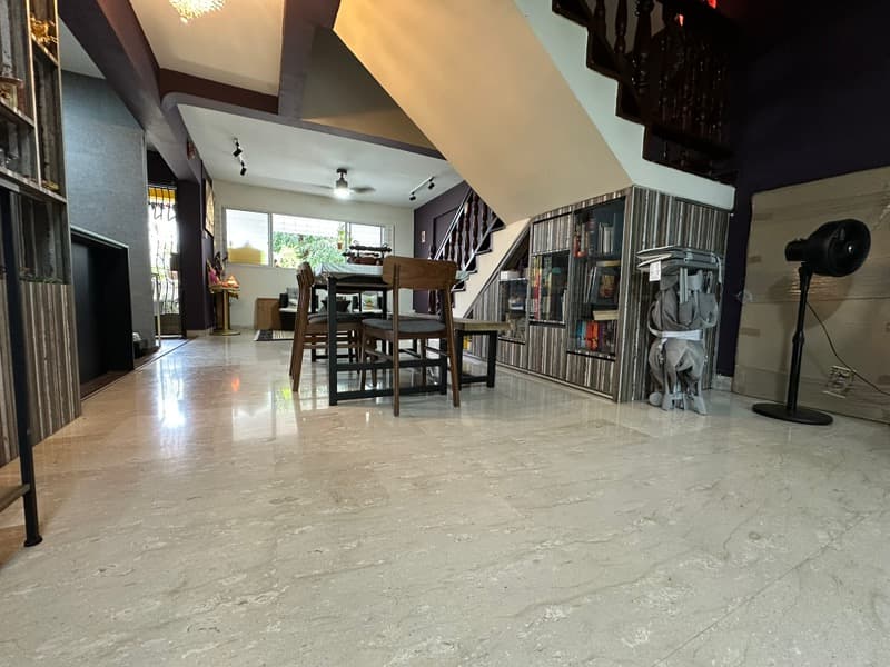 108 Jln Rajah