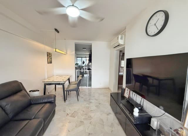 476 Ang Mo Kio Ave 10 listing