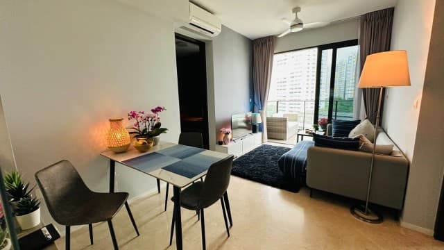 Avenue South Residence listing