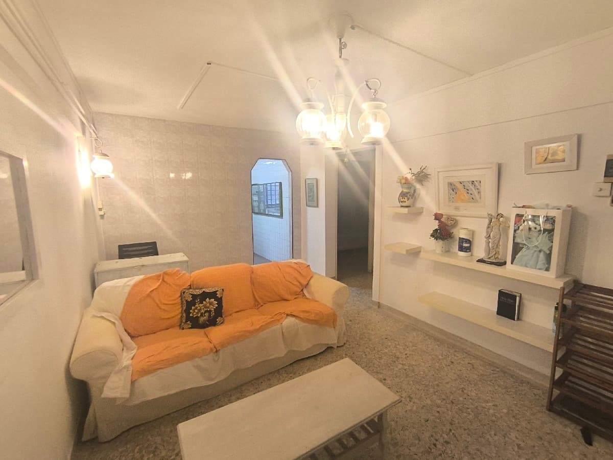 608 Ang Mo Kio Ave 5