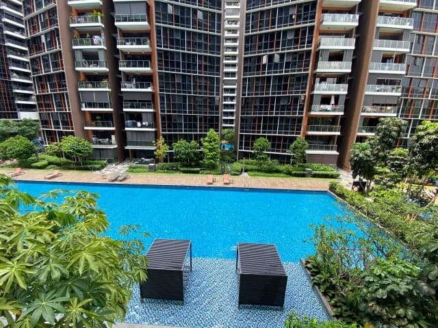 Sims Urban Oasis