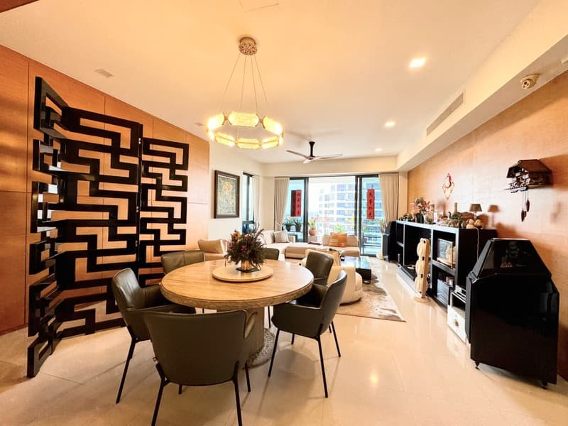 D'Leedon listing