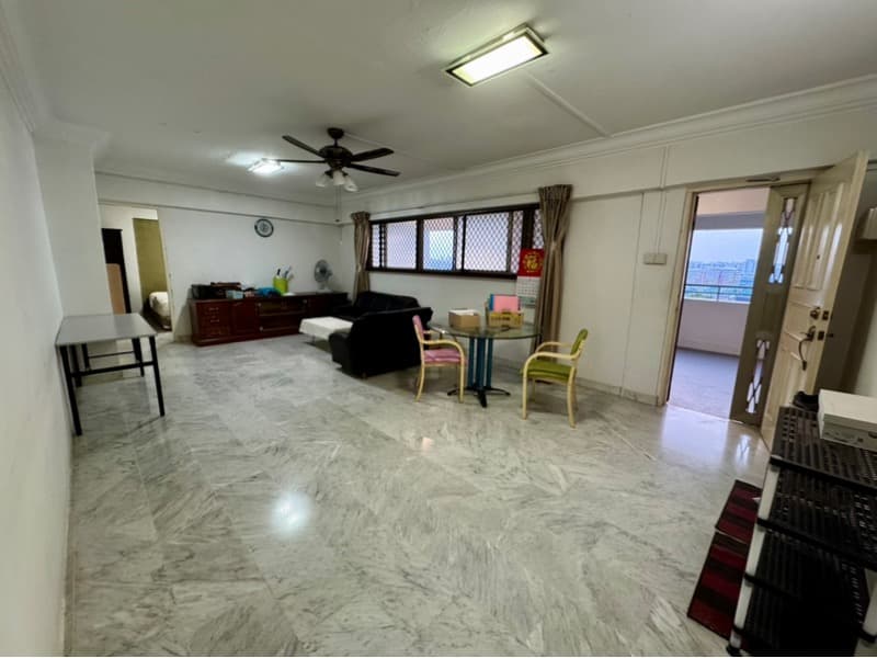 302 Hougang Ave 5 listing