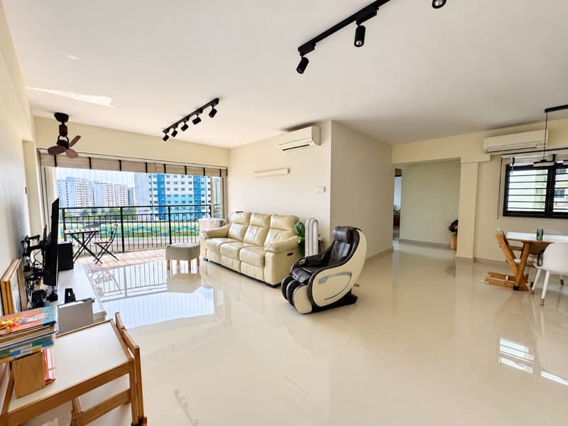686B Jurong West Ctrl 1 listing
