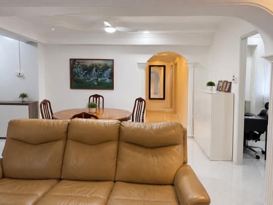 897B Woodlands Dr 50 listing