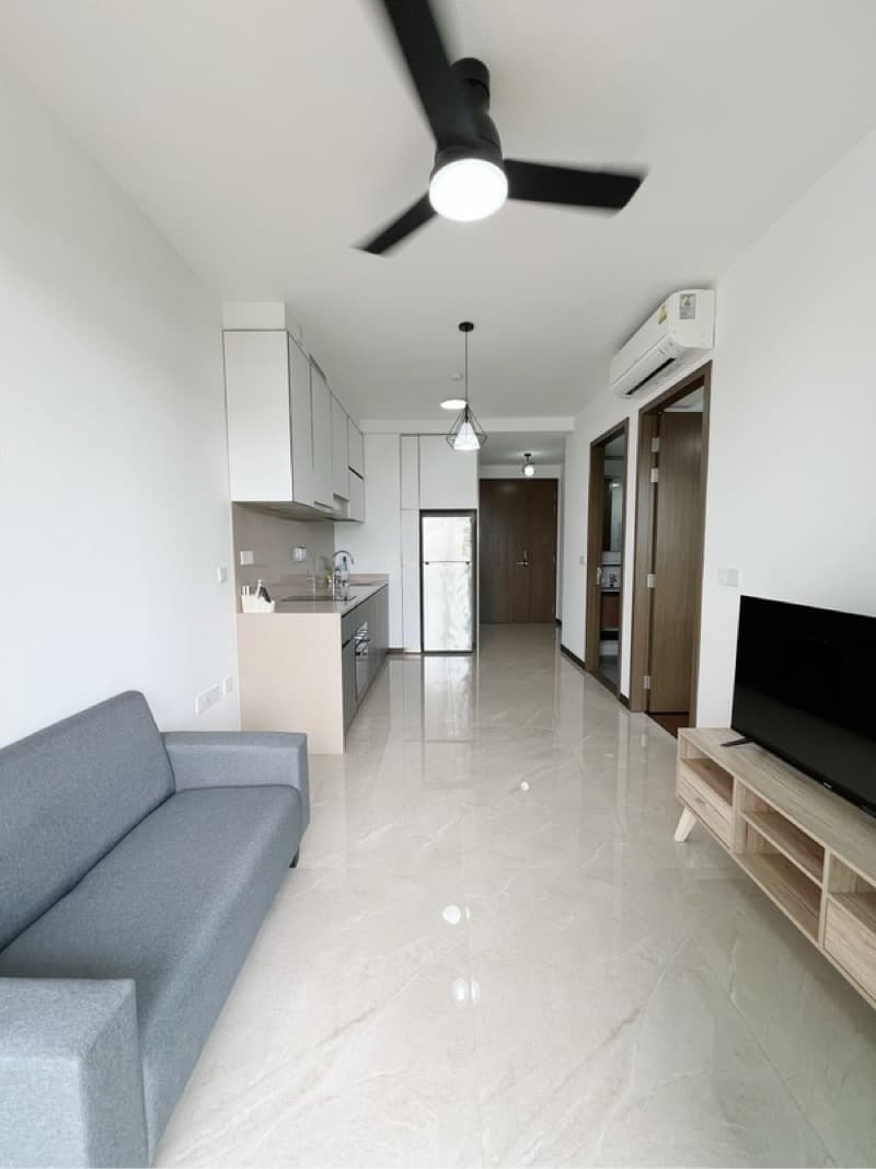 Normanton Park listing