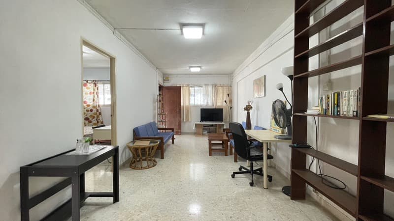 330 Jurong East Ave 1