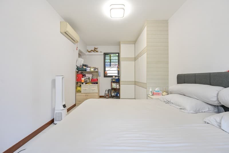 546B Segar Rd listing