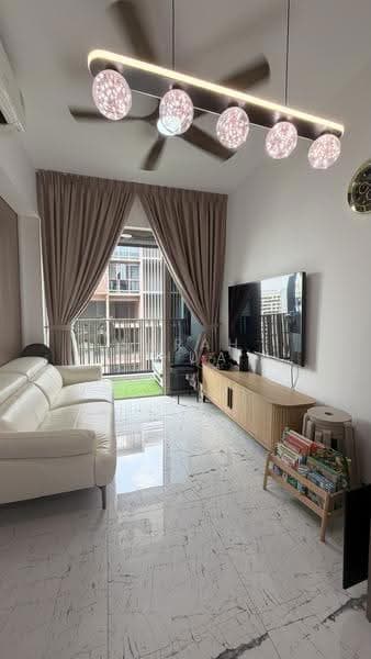 Pasir Ris 8 listing